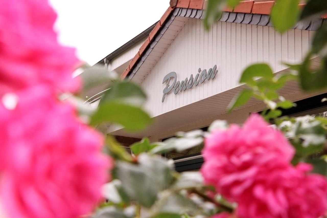 Pension " Zu Den Linden" Trin Trinwillershagen Exteriér fotografie